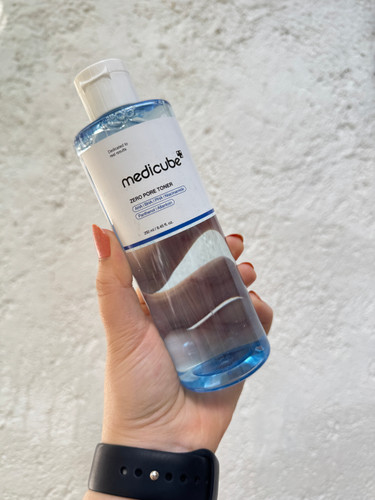 تونر لایهبردار و کوچککننده منافذ مدیکیوب Medicube Zero Pore Toner