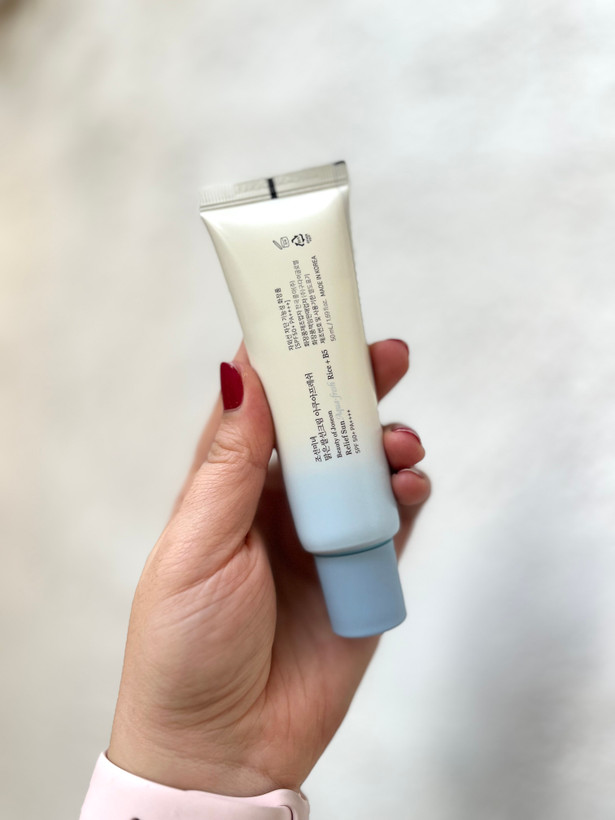 کرم ضدآفتاب بی رنگ صورت بیوتی آف جوسان SPF 50 مدل آکوا فرش حجم ۵۰ میل